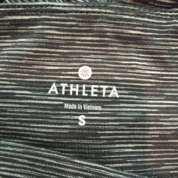 Athleta Mind Over Mat Capri Leggings Size S - Picture 4 of 4